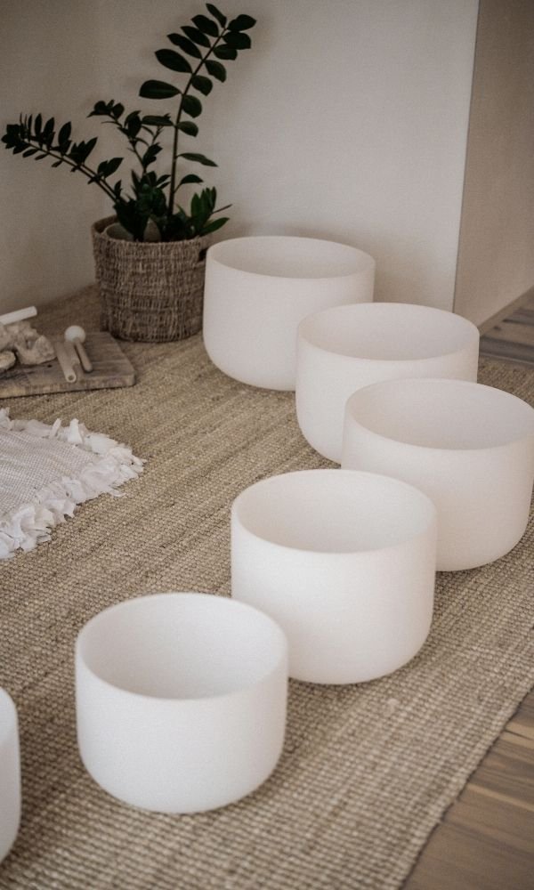 Crystal singinging bowls