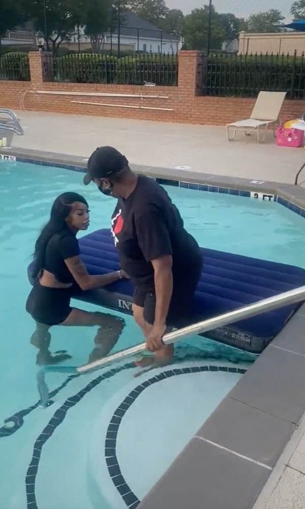OUTDOOR FLOATING SOUND BATH 1