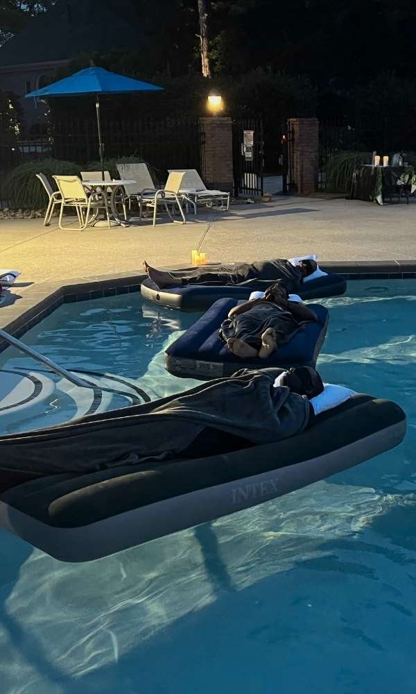 OUTDOOR FLOATING SOUND BATH HEALING THERAPY